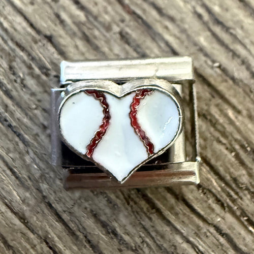 I <3 Baseball